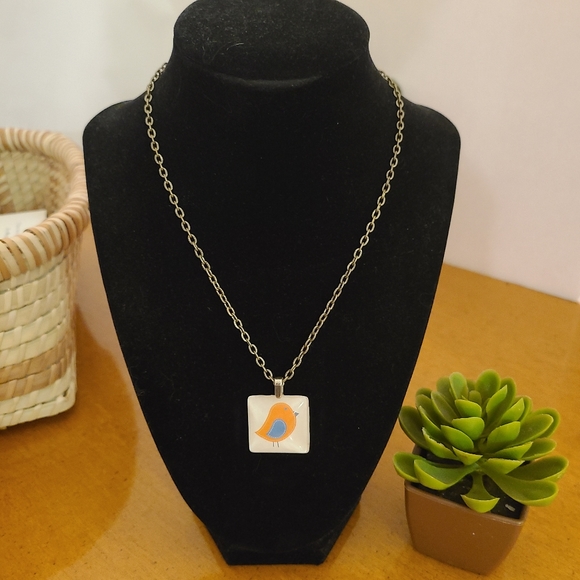 Lucite Coated Bird Pendant 16" chain with 3" Extender - Picture 6 of 6